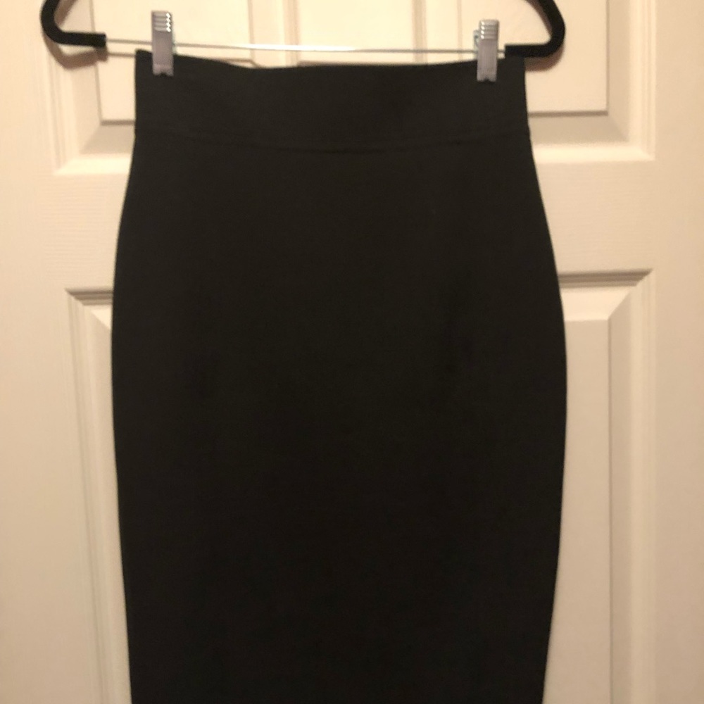 Burberry London pencil skirt